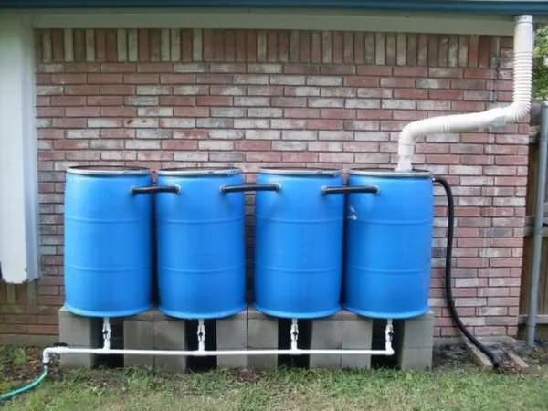 Правильный сбор дождевой воды. Как обустроить накопитель воды на даче. 2