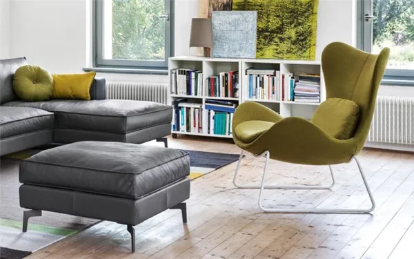 Кресло в гостиную: ТОП-135 фото современных и стильных моделей из каталога 2022 года с примерами размещения в интерьере. Какие кресла сейчас в моде. 22