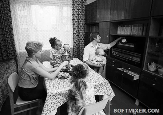 Виды и особенности радиоприемников в СССР. Радиоприемник 80 годов как назывался. 2