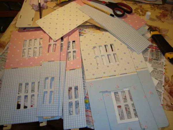 Кукольный домик своими руками: постройка и украшение домиков. Как сделать домик для куколок элефант. 26