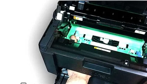 Принтер не печатает нормально – почему, что делать, как исправить