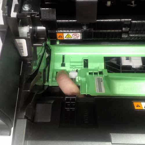 Почему принтер Brother не печатает и что делать. Не печатает принтер brother что делать. 7