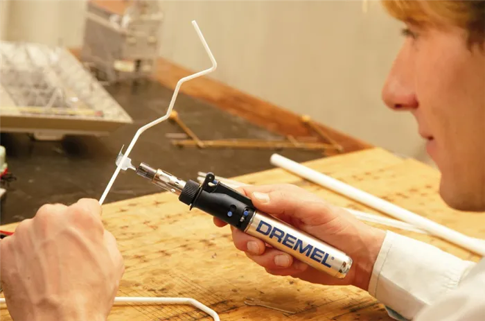 Газовый паяльник Dremel вариант использования с рефлектором