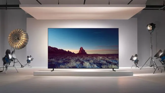 Телевизор Samsung Q900 QLED TV